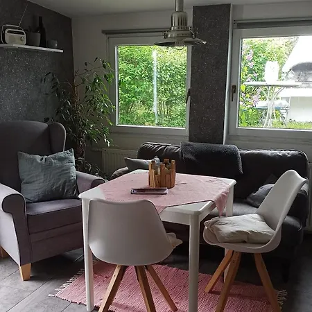 Apartment Fuer 2 Erwachsene Und 2 *